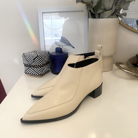 everlane boss bootie in white - Picture 3 of 7